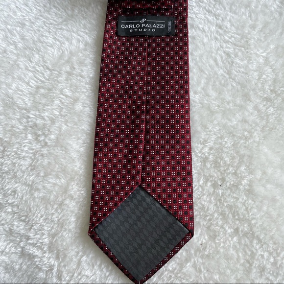 Carlo Palazzi Red Black and White Patterned Textured Silk Tie - Picture 7 of 9